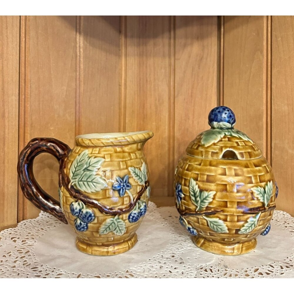 Vintage Majolica Henriksen Imports Stoneware Sugar Creamer Set Blueberry Leaf
